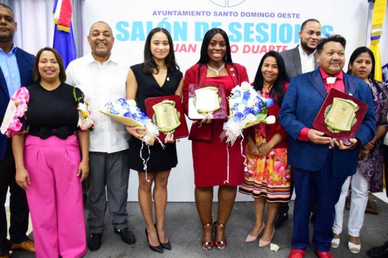 The Bronx Celebrates Dominican Heritage Month; Borough Leaders Honored ...