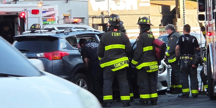 Bedford Park: Two People Hospitalized after Collision on Bedford Pk Blvd & Jerome Ave